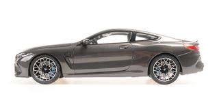BMW M8 COUPE - GREY METALLIC - 2020 Minichamps 1:18 Metallmodell (Türen zu öffnen!)