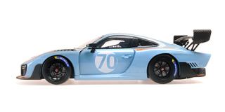 PORSCHE 935/19 - BLUE - 2020 Minichamps 1:18 Metallmodell