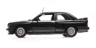 BMW M3 (E30) - 1987 - BLACK METALLIC Minichamps 1:18 Metallmodell (Türen, Motorhaube, Kofferraum zu öffnen!)