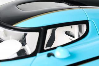 KOENIGSEGG REGERA 2018 BABY BLUE GT Spirit 1:18 Resinemodell (Türen, Motorhaube... nicht zu öffnen!)