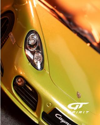 PORSCHE CAYMAN R 2012 PERIDOT METALLIC  GT Spirit 1:18 Resinemodell (Türen, Motorhaube... nicht zu öffnen!)