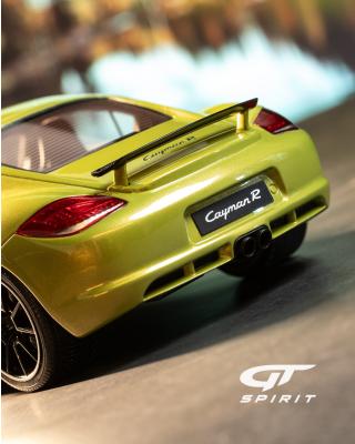 PORSCHE CAYMAN R 2012 PERIDOT METALLIC  GT Spirit 1:18 Resinemodell (Türen, Motorhaube... nicht zu öffnen!)