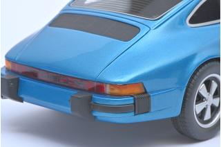 Porsche 911 Coupé (1977), blau LIMITED EDITION 500 Schuco ProR.18 Resinemodell 1:18 (Türen, Motorhaube... nicht zu öffnen!)