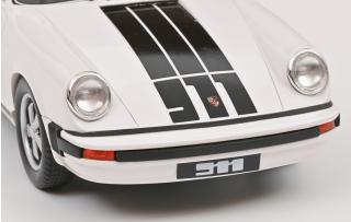 Porsche 911 Coupé (1977), weiß/schwarz mit schwarzen Streifen Schuco ProR.18 Resinemodell 1:18 (Türen, Motorhaube... nicht zu öffnen!)