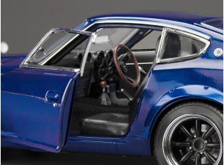 Datsun Fairlady Z (S30), midnight blue SunStar Metallmodell 1:18