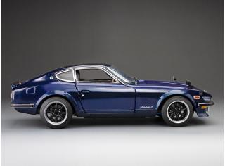 Datsun Fairlady Z (S30), midnight blue SunStar Metallmodell 1:18