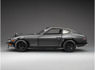 Datsun 240Z 1971  dark gray SunStar Metallmodell 1:18
