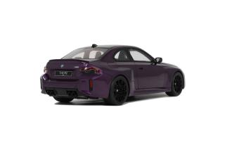 BMW M2 PURPLE 2023 GT Spirit 1:18 Resinemodell (Türen, Motorhaube... nicht zu öffnen!)
