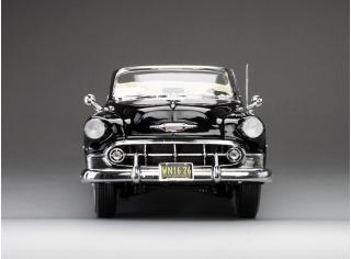 Chevrolet Bel Air Open Convertible 1953  black SunStar Metallmodell 1:18