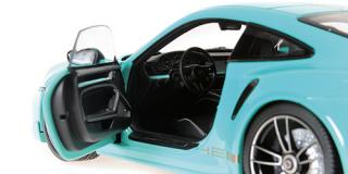 PORSCHE 911 (992) TURBO S COUPE SPORT DESIGN - 2021 - GREEN  Minichamps 1:18 Metallmodell mit zu öffnenden Türen und Haube(n)