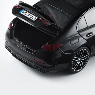 Mercedes-AMG C 63 S E Performance obsidian black NZG 1:18 Metallmodell