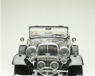 Ford Lincoln KB 1932 Top Down-Black  SunStar Metallmodell 1:18