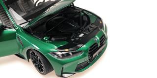 BMW M4 - 2024 - GREEN METALLIC Minichamps 1:18 Metallmodell mit zu öffnenden Hauben und Türen!