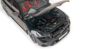 BMW M5 - 2024 - BLACK METALLIC Minichamps 1:18 Metallmodell mit zu öffnenden Hauben und Türen!