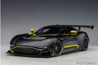 ASTON MARTIN VULCAN 2015 (MATT BLACK/LIME GREEN STRIPES) (COMPOSITE MODEL/FULL OPENINGS) AUTOart 1:18