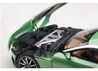 Aston Martin DB11 (appletree green) (composite model/full openings) AUTOart 1:18