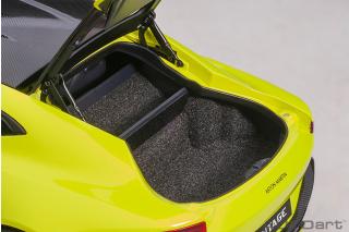 Aston Martin Vantage 2019 (lime essence) (composite model/full openings) AUTOart 1:18