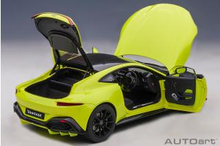 Aston Martin Vantage 2019 (lime essence) (composite model/full openings) AUTOart 1:18