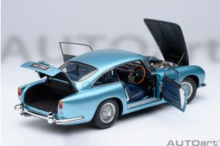 Aston Martin DB5 1964 (caribbean pearl/blue) (composite model/full openings) AUTOart 1:18