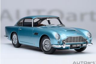 Aston Martin DB5 1964 (caribbean pearl/blue) (composite model/full openings) AUTOart 1:18