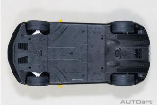 BUGATTI CHIRON 2017 (JAUNE MOLSHEIM YELLOW/NOCTURNE BLACK) (COMPOSITE MODEL/FULL OPENINGS + WORKABLE REAR SPOILER) AUTOart 1:18