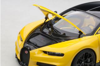 BUGATTI CHIRON 2017 (JAUNE MOLSHEIM YELLOW/NOCTURNE BLACK) (COMPOSITE MODEL/FULL OPENINGS + WORKABLE REAR SPOILER) AUTOart 1:18