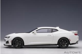 Chevrolet Camaro ZL1 2017 (summit white) (composite model/full openings) AUTOart 1:18