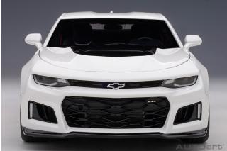 Chevrolet Camaro ZL1 2017 (summit white) (composite model/full openings) AUTOart 1:18