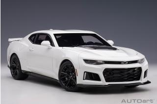 Chevrolet Camaro ZL1 2017 (summit white) (composite model/full openings) AUTOart 1:18