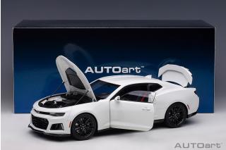 Chevrolet Camaro ZL1 2017 (summit white) (composite model/full openings) AUTOart 1:18