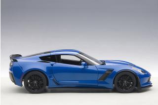 Chevrolet Corvette C7 Z06 (laguna blue tintcoat/ black rims) 2014 (composite model/full openings) AUTOart 1:18