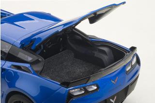 Chevrolet Corvette C7 Z06 (laguna blue tintcoat/ black rims) 2014 (composite model/full openings) AUTOart 1:18