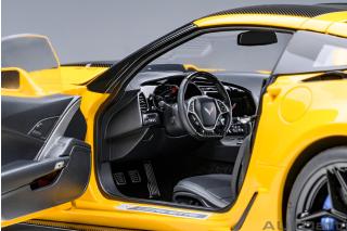 Chevrolet Corvette ZR1 2019 (Corvette racing yellow tintcoat) (composite model/full openings) AUTOart 1:18 Composite