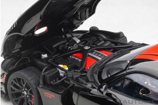 Dodge Viper \"1:28 Special Edition\" ACR 2017 (black/ red stripes) (composite model/full openings) AUTOart 1:18