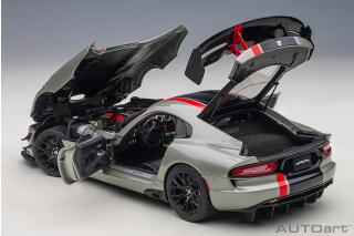 Dodge Viper ACR 2017 (billet silver metallic/black stripes) (composite model/full openings) AUTOart 1:18