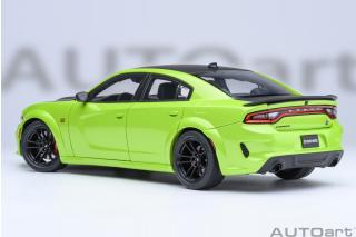 DODGE CHARGER SCAT PACK WIDEBODY Grün (SUBLIME) AUTOart 1:18 Composite