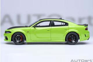 DODGE CHARGER SCAT PACK WIDEBODY Grün (SUBLIME) AUTOart 1:18 Composite