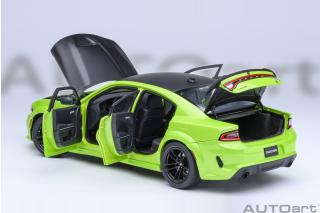 DODGE CHARGER SCAT PACK WIDEBODY Grün (SUBLIME) AUTOart 1:18 Composite