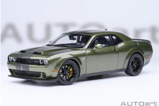 DODGE CHALLENGER SRT JAILBREAK 2022 (F8 GREEN) AUTOart 1:18 Composite