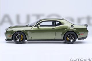 DODGE CHALLENGER SRT JAILBREAK 2022 (F8 GREEN) AUTOart 1:18 Composite