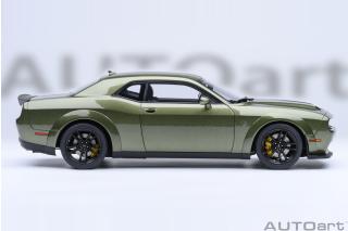 DODGE CHALLENGER SRT JAILBREAK 2022 (F8 GREEN) AUTOart 1:18 Composite