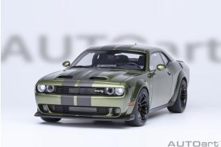 DODGE CHALLENGER SRT JAILBREAK 2022 (F8 GREEN) AUTOart 1:18 Composite