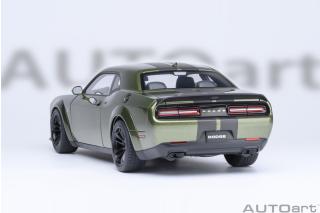 DODGE CHALLENGER SRT JAILBREAK 2022 (F8 GREEN) AUTOart 1:18 Composite