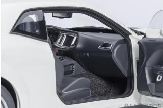 DODGE CHALLENGER SRT SUPER STOCK 2023 (KNUCKLE WHITE) AUTOart 1:18 Composite