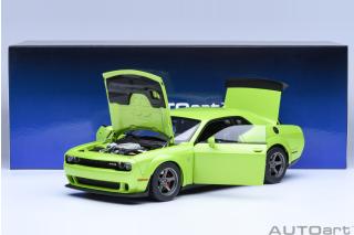 DODGE CHALLENGER SRT SUPER STOCK 2023 (SUBLIME/GREEN) AUTOart 1:18 Composite