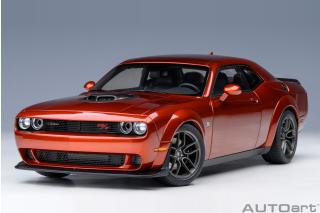 DODGE CHALLENGER R/T SCAT PACK WIDEBODY 2022 (SINAMON Stick) AUTOart 1:18