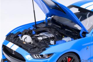 FORD MUSTANG SHELBY GT500 (GRABBER BLUE) AUTOart 1:18 Composite
