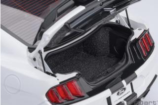 FORD MUSTANG SHELBY GT500 (OXFORD WHITE) AUTOart 1:18 Composite