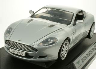 Aston Martin DB9 Coupe silber MotorMax 1:18