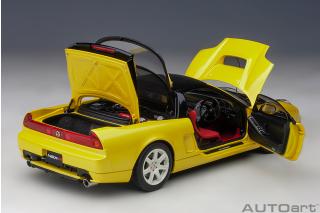 Honda NSX-R (NA2) Pearl gelb  2 doors + front/rear bonnets openings AutoArt 1:18